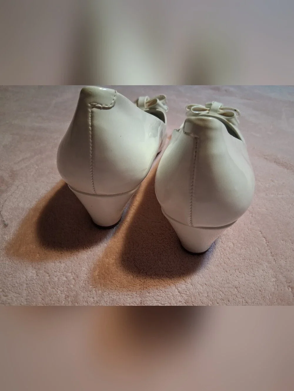 GB Girls White Bow Low Wedge Dress Shoes Heels Size 5M Youth Kids Special Event